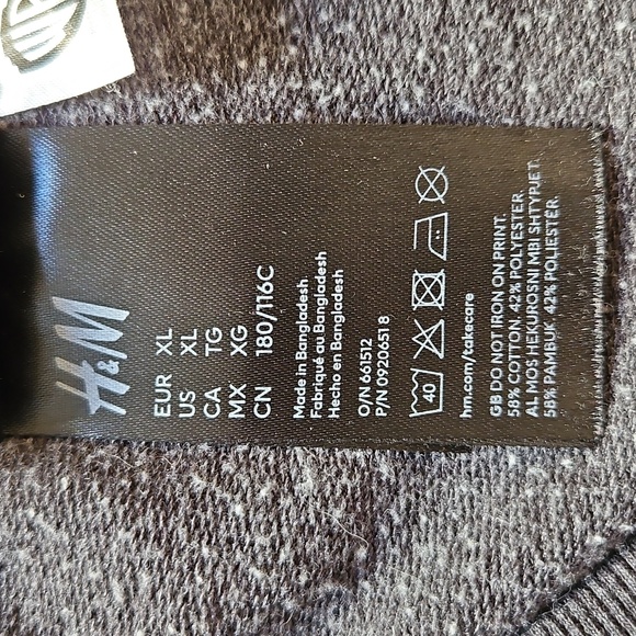 H&M GREMLINS Sweatshirt - Picture 6 of 6